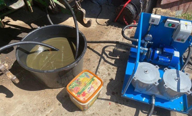 9c773222fa92381ebbcef7b60928b535